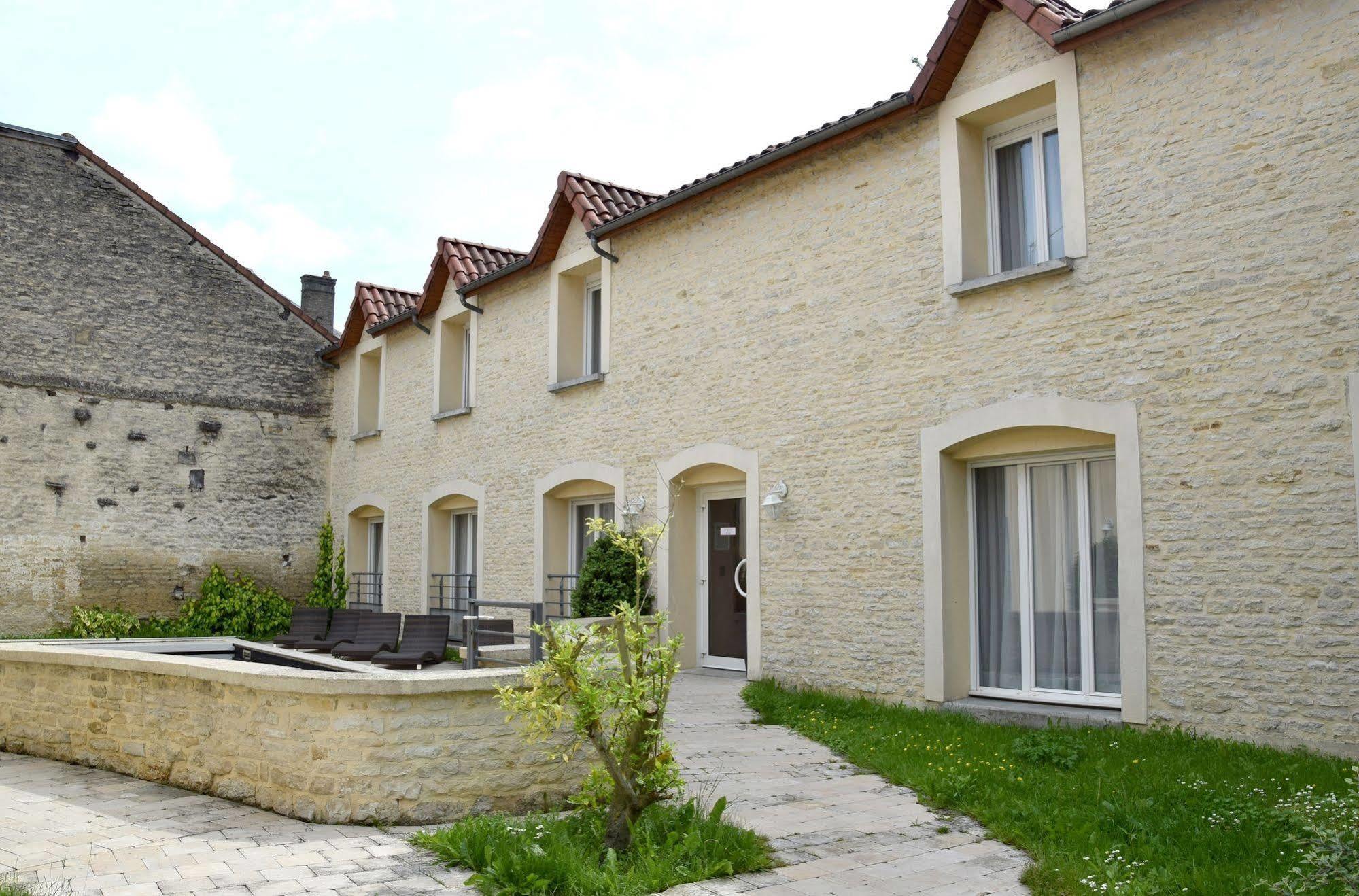 Logis Le Saint Nicolas Bar-sur-Aube Exteriör bild